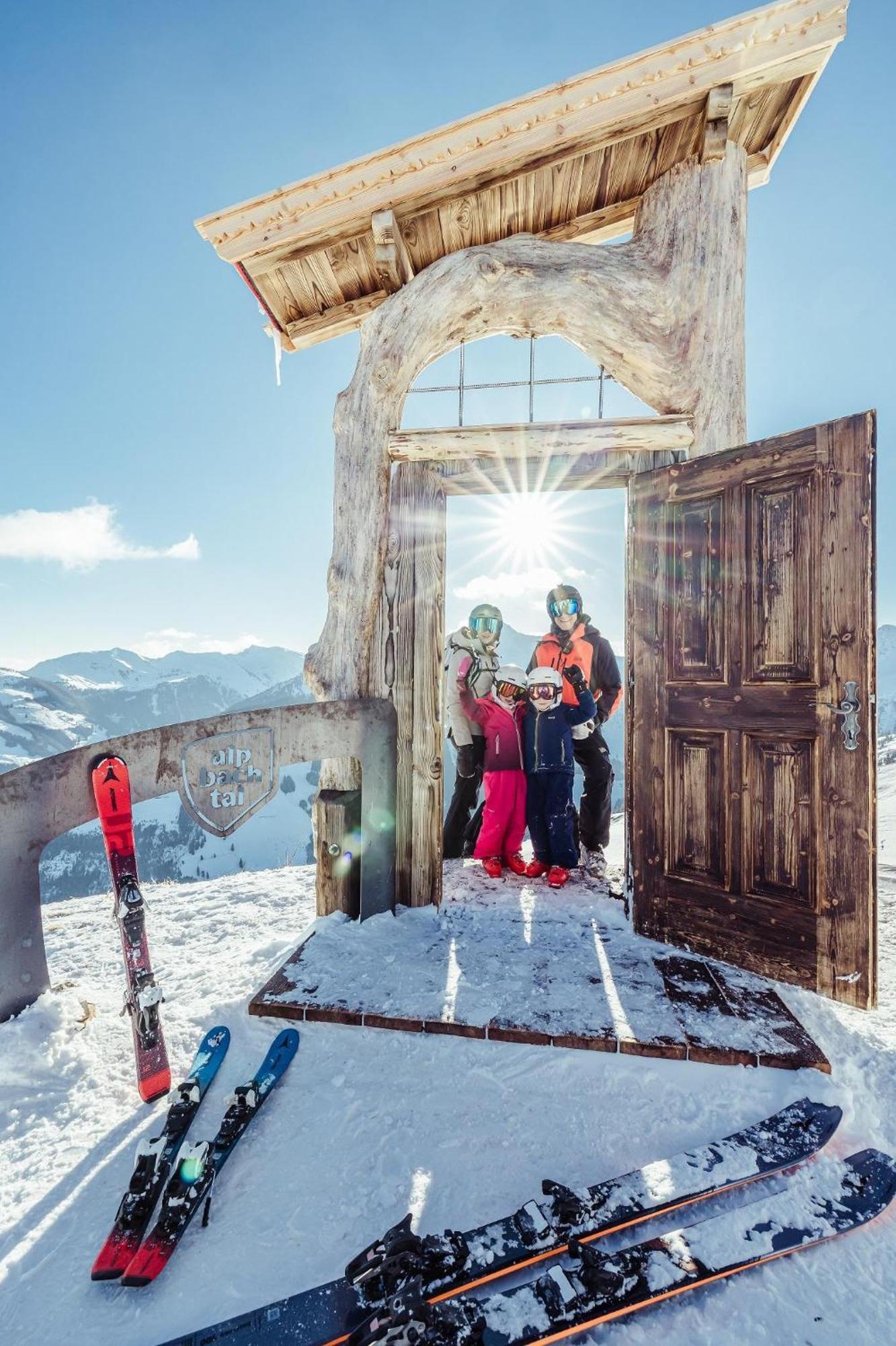 Haus Hislop Lägenhet Inneralpbach Exteriör bild